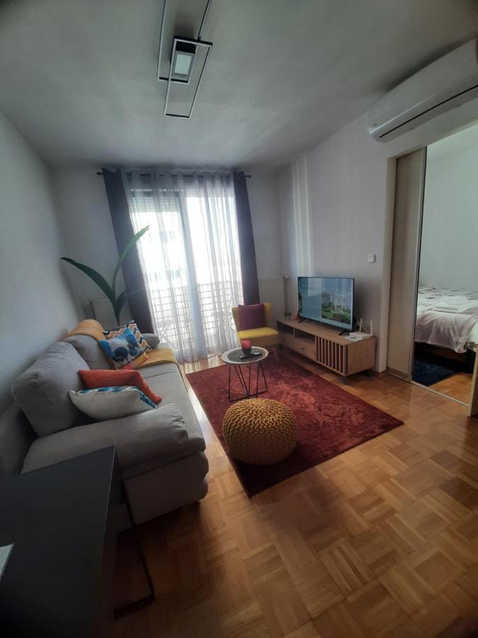 Apartment Relax With Infrared Sunshower Varazdin Bagian luar foto