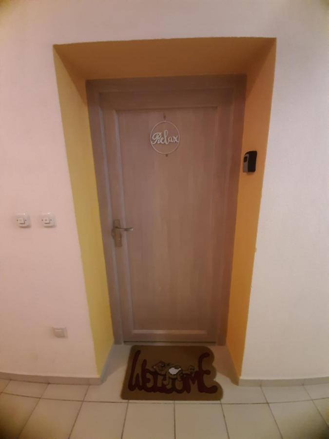 Apartment Relax With Infrared Sunshower Varazdin Bagian luar foto